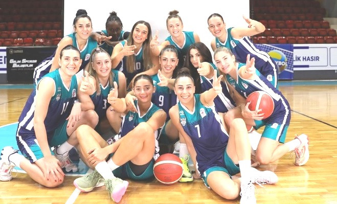 01 Adana Basketbol  farklı galip:75-48