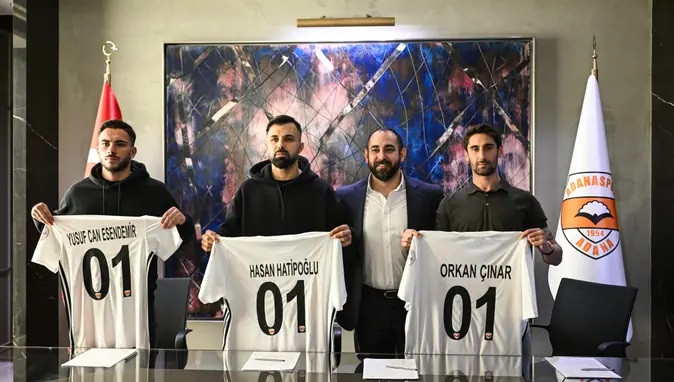 Adanaspor 3 futbolcuyla sözleşme imzaladı